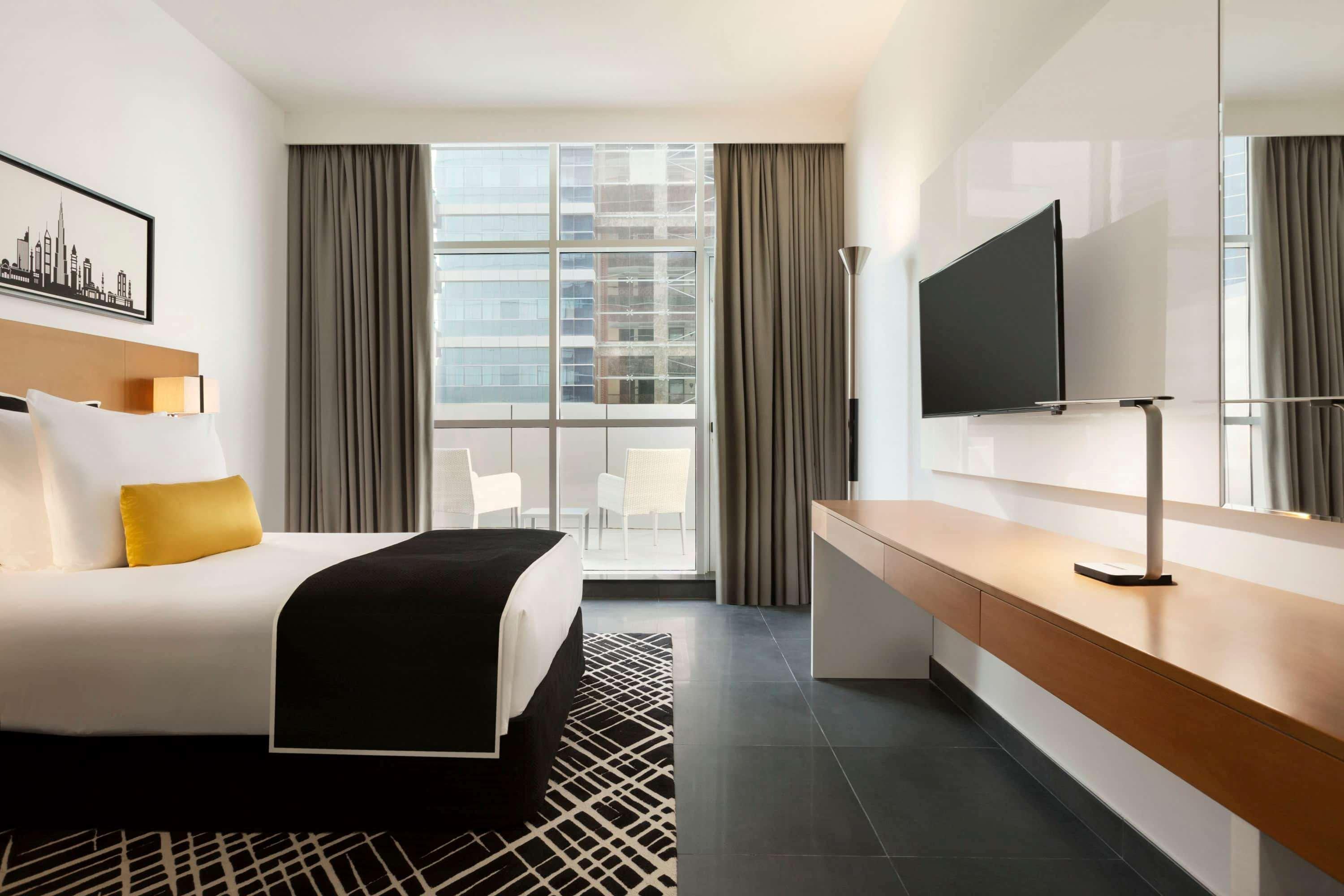 Готель Tryp By Wyndham Дубай Екстер'єр фото A room at the Westin Park Lane