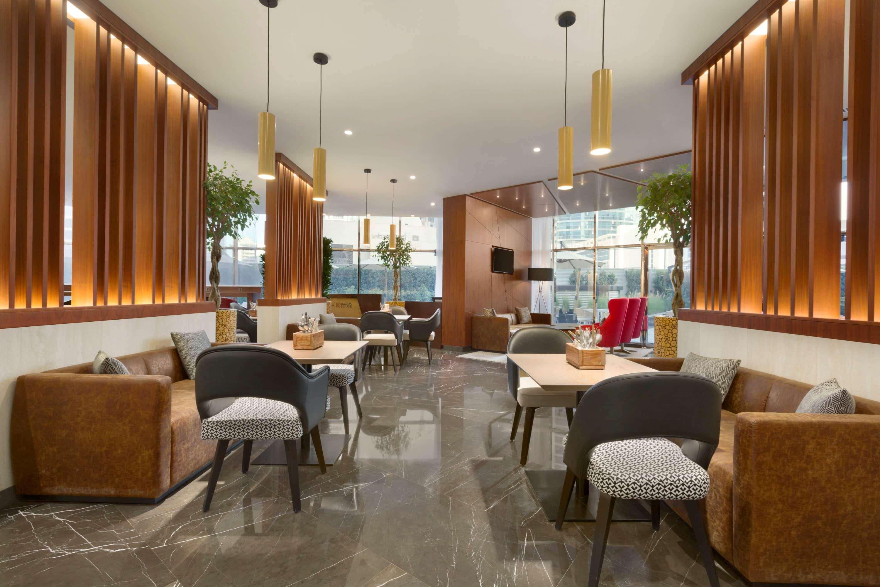 Готель Tryp By Wyndham Дубай Екстер'єр фото Interior of the hotel