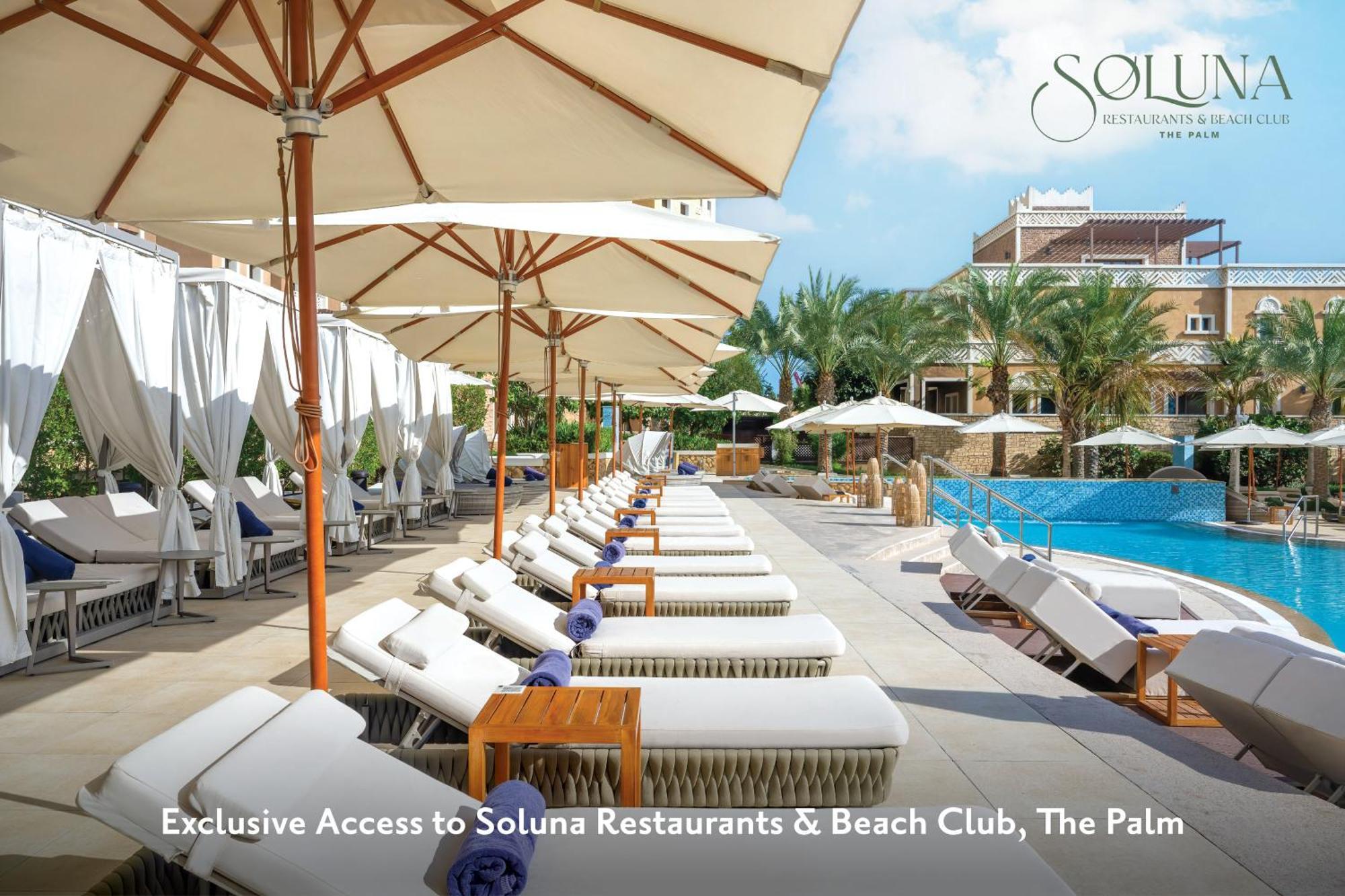 Готель Tryp By Wyndham Дубай Екстер'єр фото Soluna Restaurants & Beach Club, The Palm